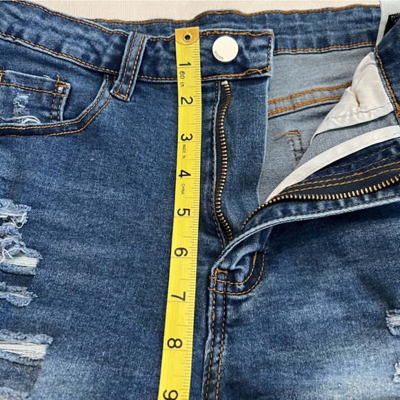 Shein High Waisted Distressed Denim Jeans Shorts Size XS - Picture 5 of 9